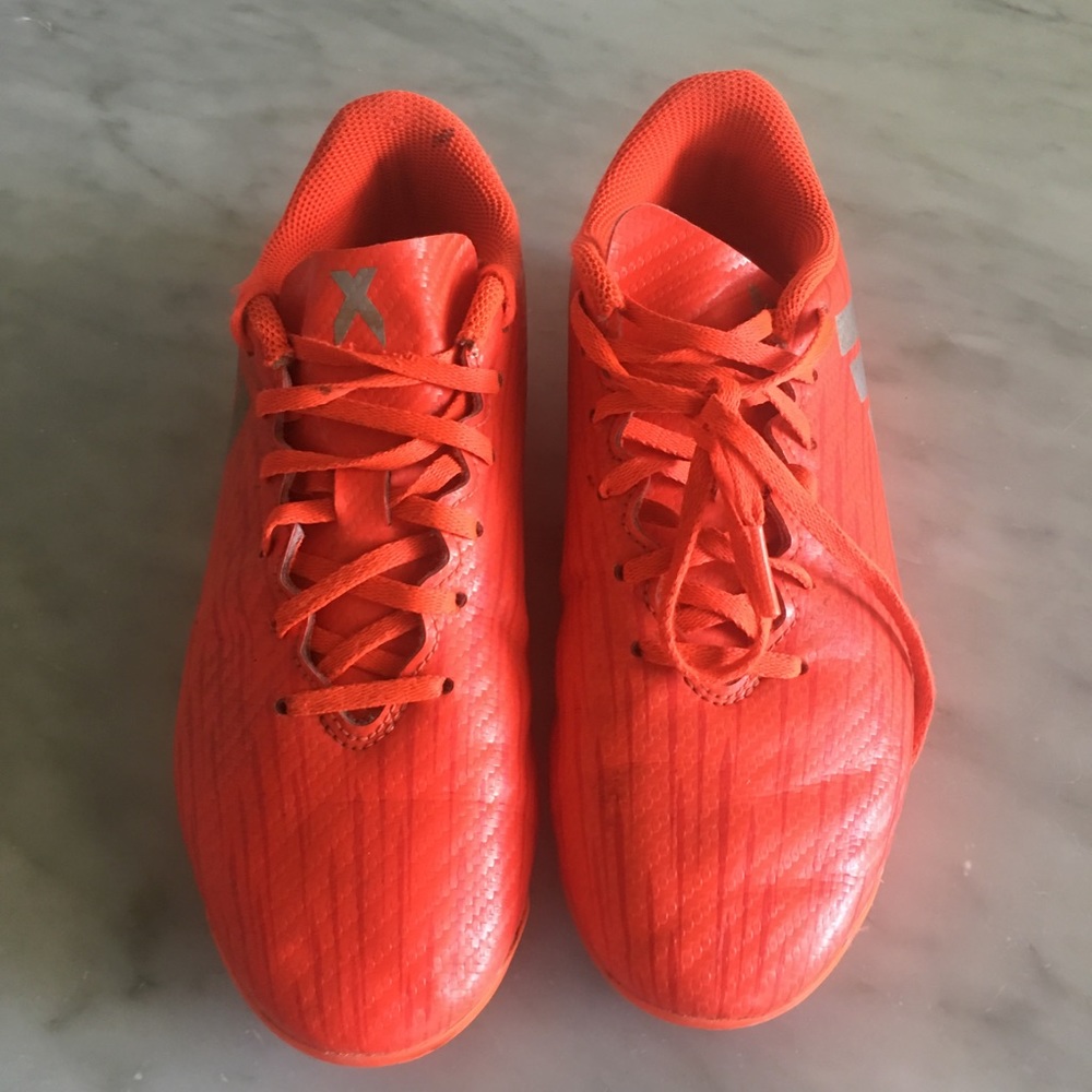 Boys Adidas orange soccer cleats size 4.5